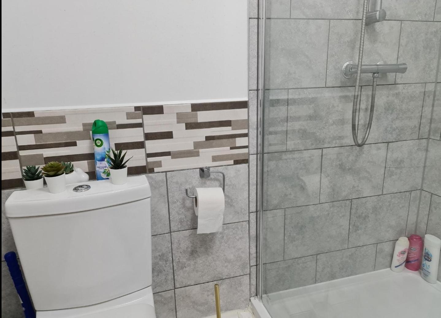 Appartement Cosy With Kitchenette And Private Bathroom - 15mins To London! *
