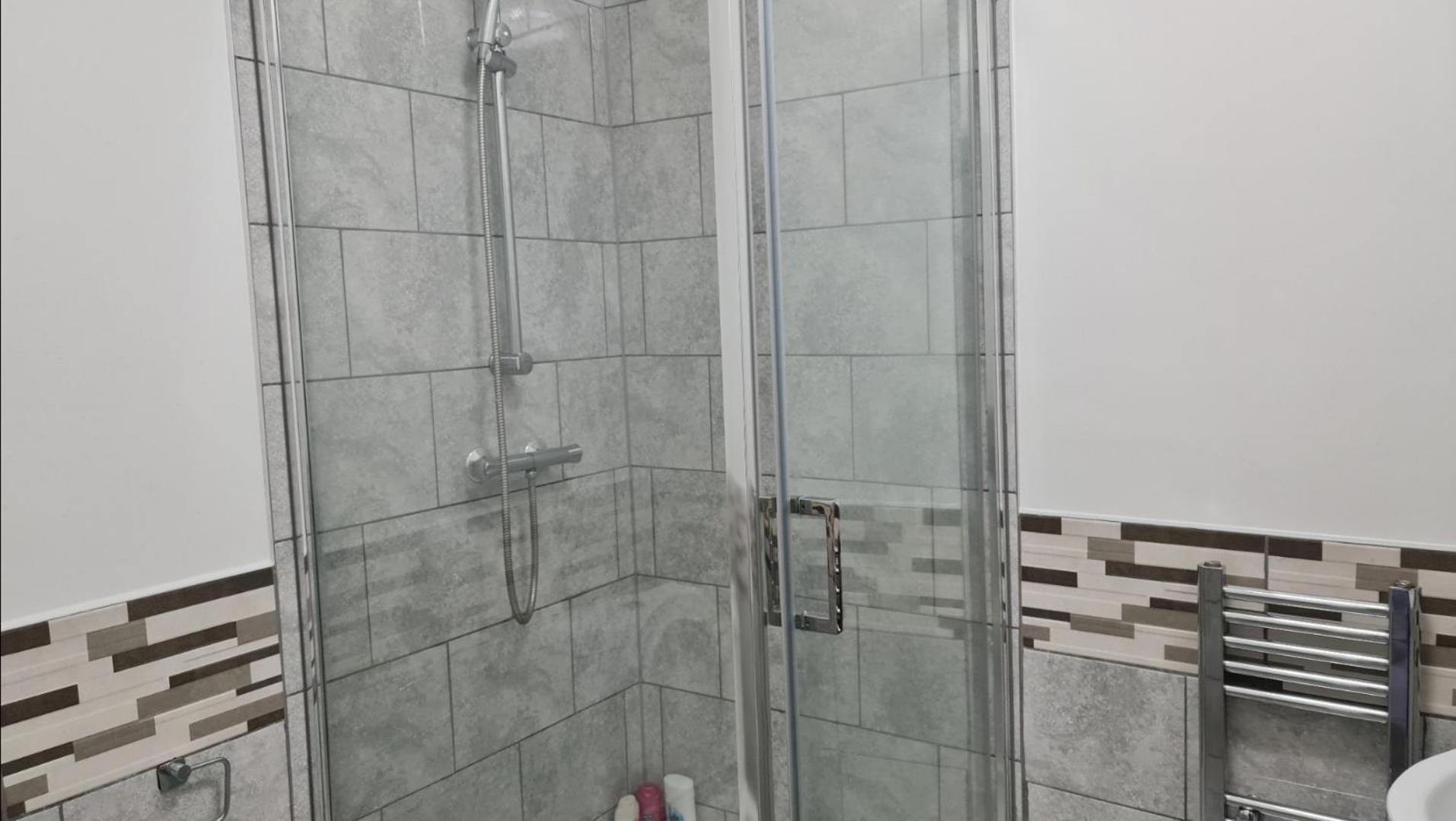 Appartement Cosy With Kitchenette And Private Bathroom - 15mins To London! *