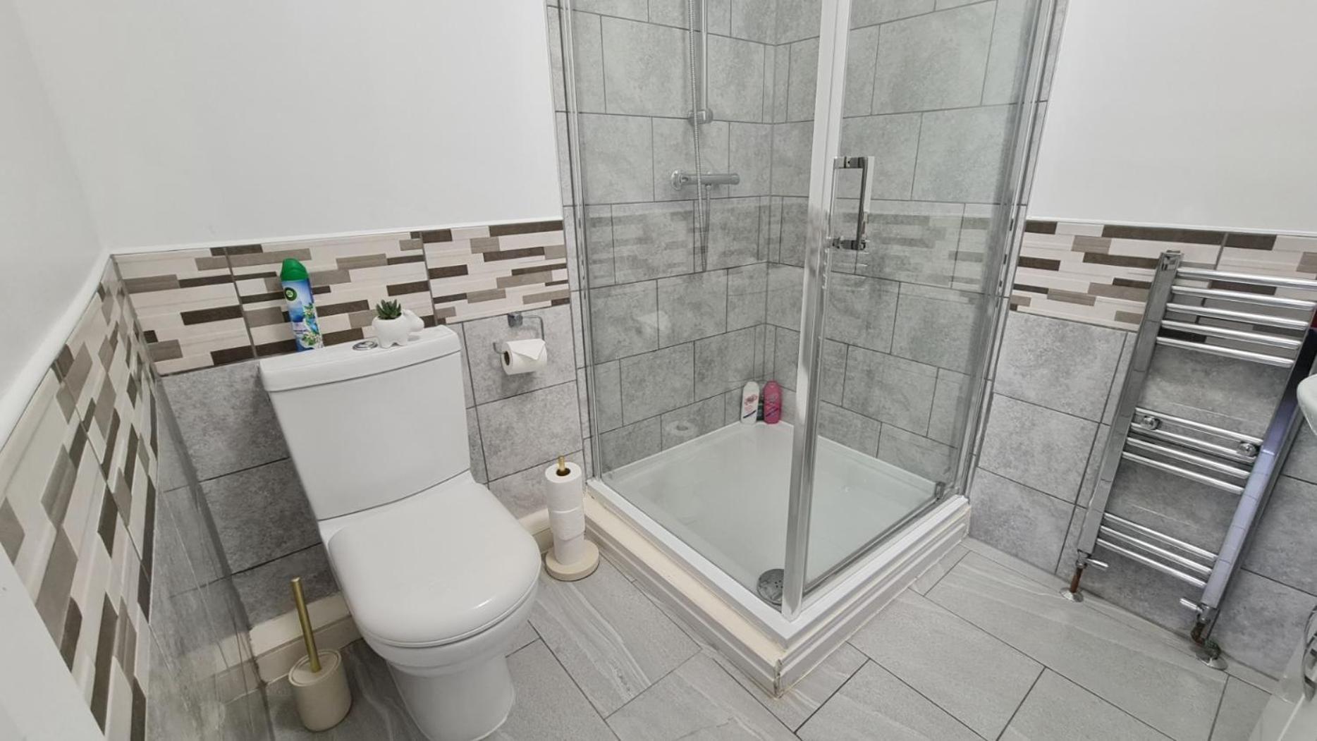 Appartement Cosy With Kitchenette And Private Bathroom - 15mins To London! Londres