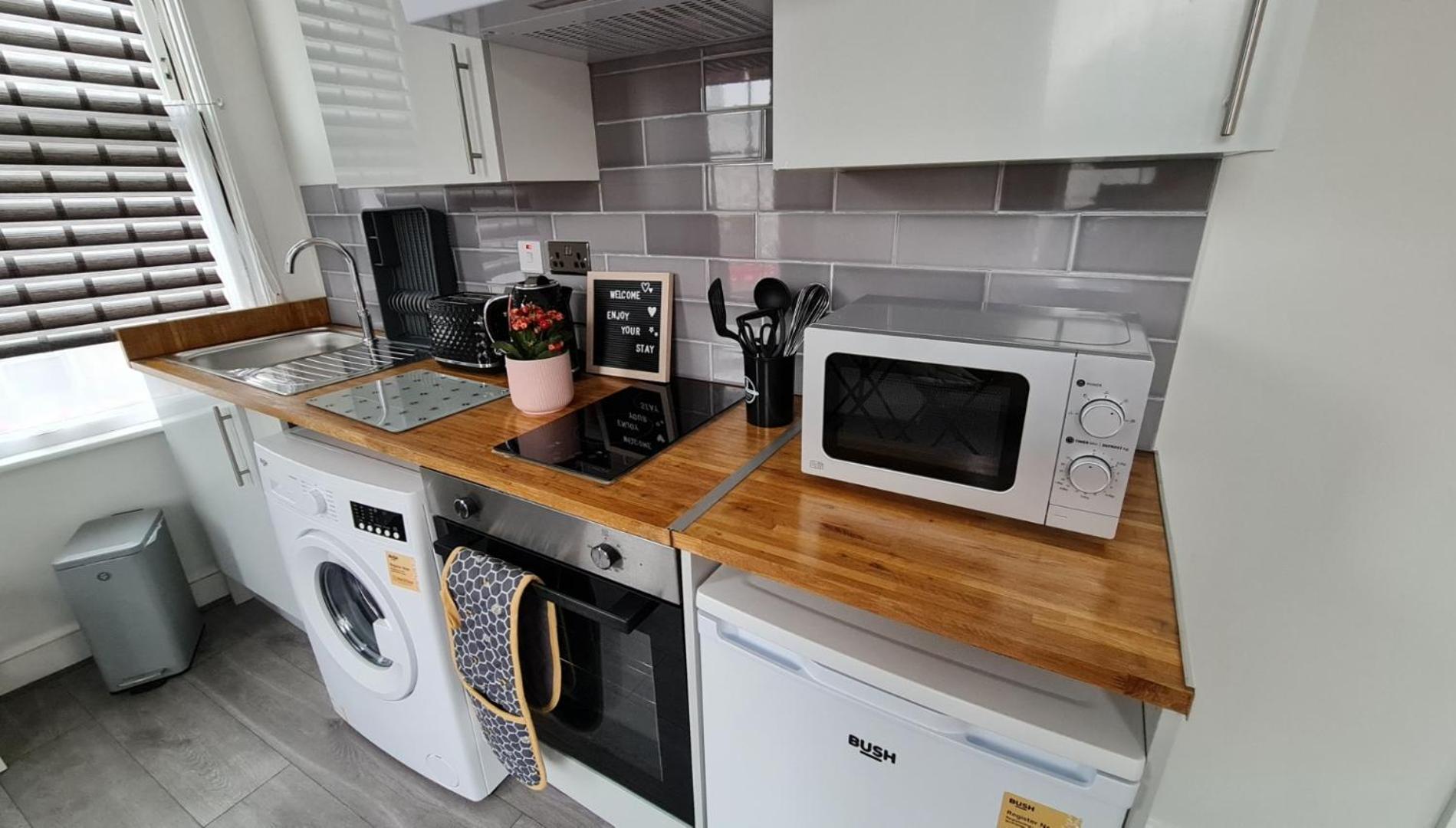 Appartement Cosy With Kitchenette And Private Bathroom - 15mins To London! Londres